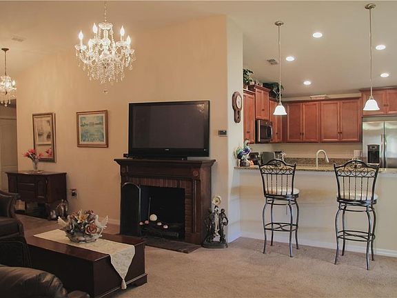 4th image of 10164 Bankston Dr