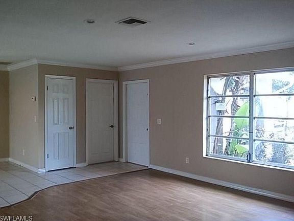 4th image of 3721 SW 11th Ct