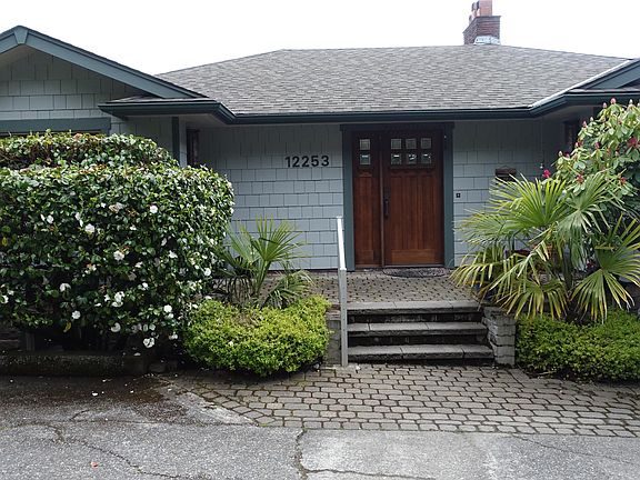 2nd image of 12253 Shorewood Ln SW