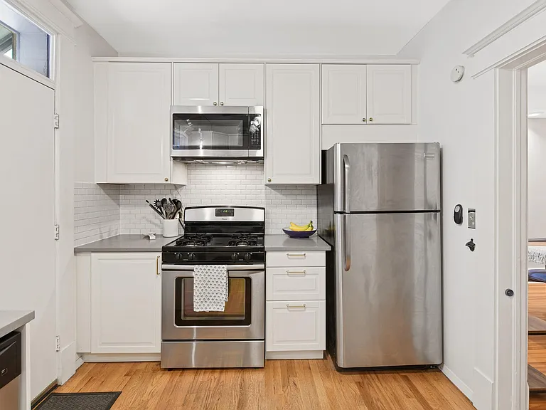 1226 E 14th Ave — Photo 13