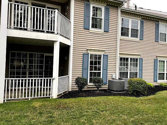 2nd image of 3407 Winder Dr