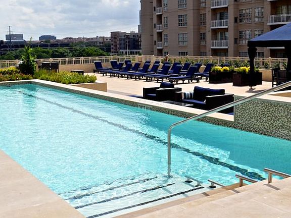 3rd image of 3225 Turtle Creek Blvd APT 646