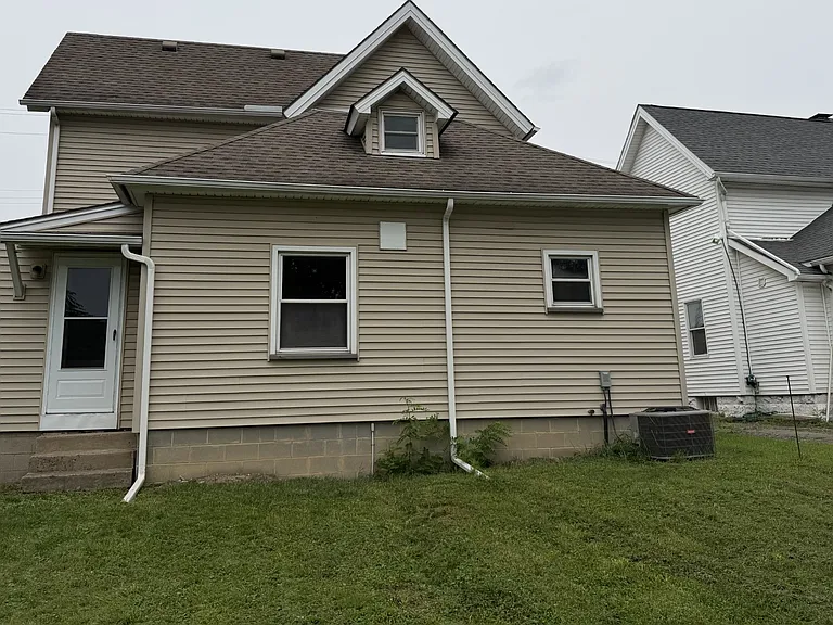 119 W Wilson Ave — Photo 2