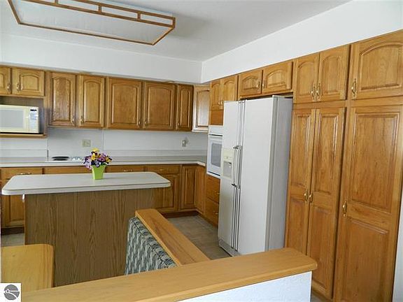 3rd image of 3006 E Midshipman Dr