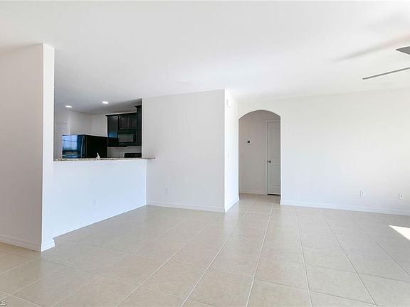 2nd image of 251 Lisette St