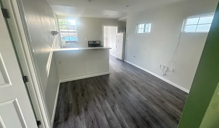 2309 N Sepulveda Blvd #B — Photo 12