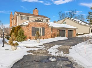 1300 Northlawn Blvd, Birmingham, MI 48009