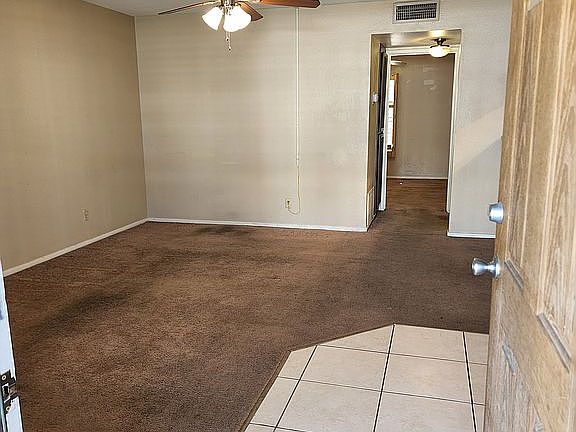 3rd image of 2228 E Campbell Ave APT 211