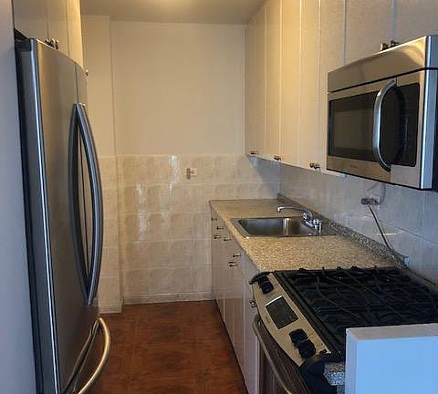 2nd image of 440 Neptune Ave APT 12