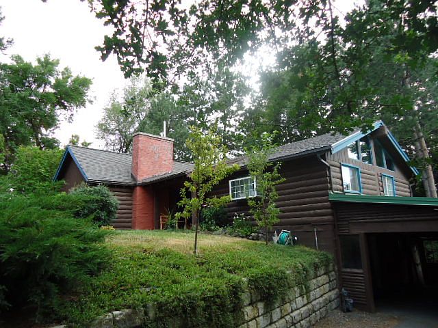 1st image of 1005 NE Creston Ln