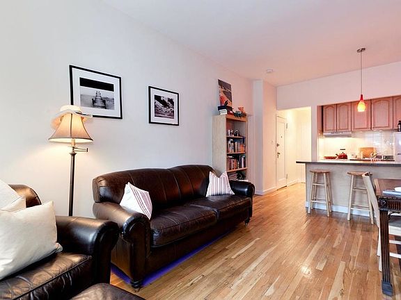 3rd image of 125 W 88th St #C