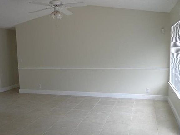 4th image of 3250 NW 103rd Ter