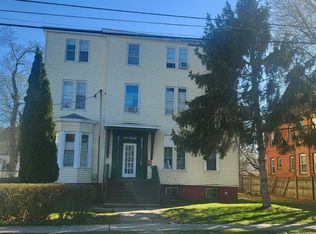 242 Mansion St APT 2E, Poughkeepsie, NY 12601