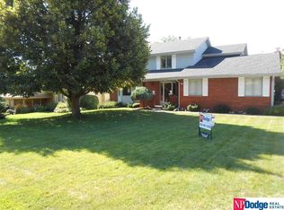 14611 Harvey Oaks Ave, Omaha, NE 68144