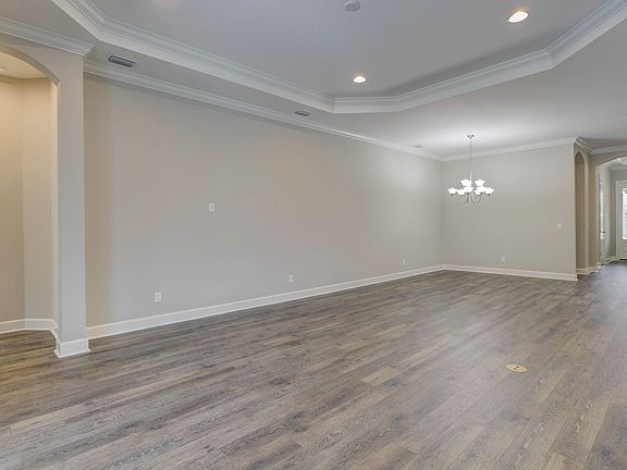 4th image of 9409 Terresina Dr