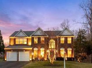 9328 Eagle Ct, Manassas Park, VA 20111