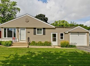 506 N Derbyshire Ave, Arlington Heights, IL