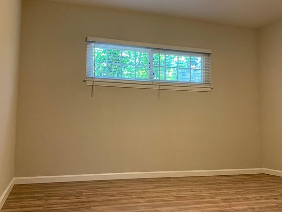 5th image of 4963 Santa Cruz Ave