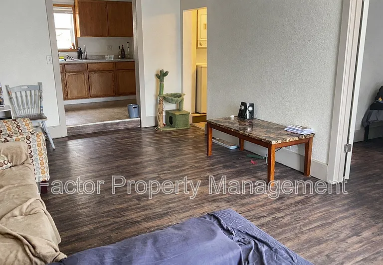 103 Locust St #1 — Photo 4