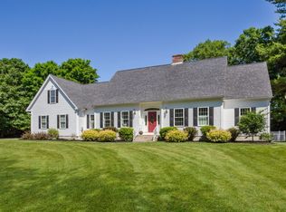6 Webster Ln, Wilbraham, MA 01095