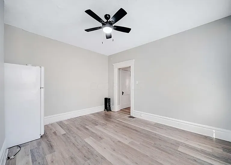 405 14th Ave — Photo 1