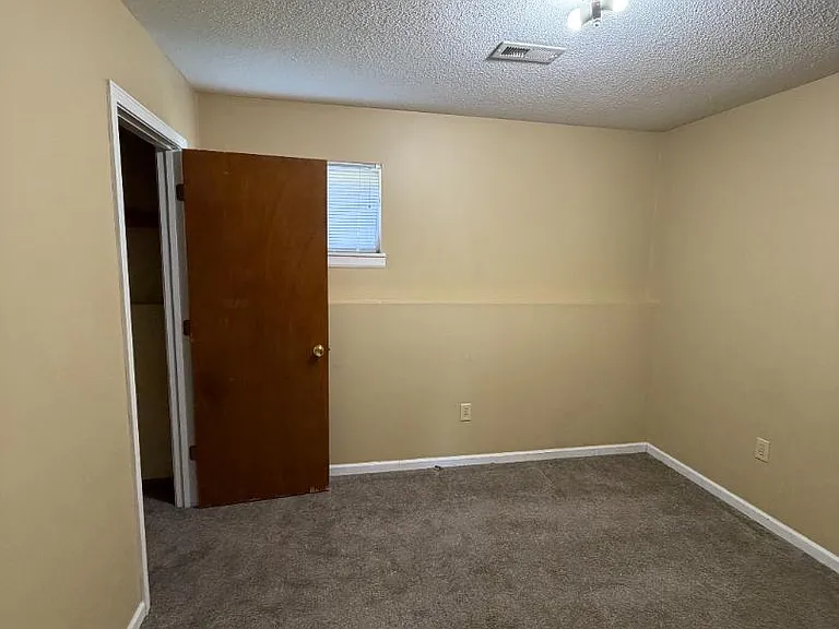 Unit Photo
