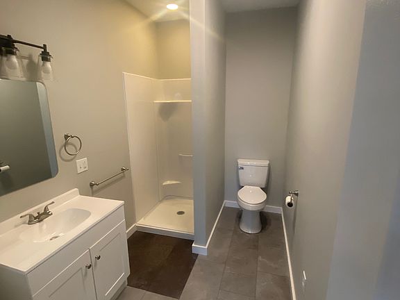 2nd image of 131 E Market St APT 201