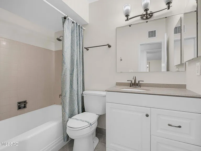 5819 E Rosewood St — Photo 12