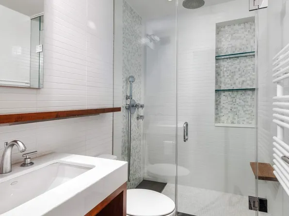 1001 Fifth Avenue image 7 of 8