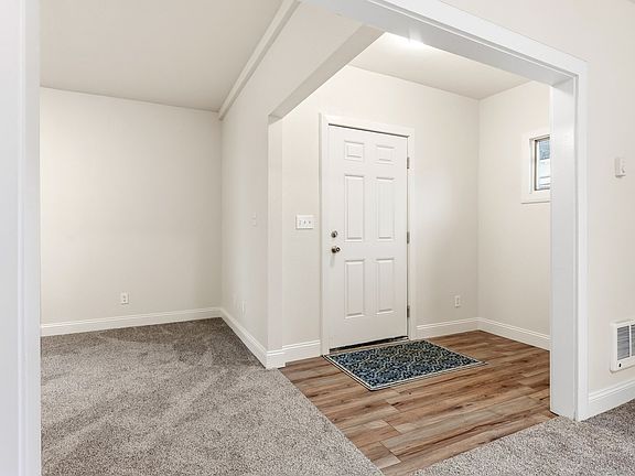 5th image of 421 Golden Ave