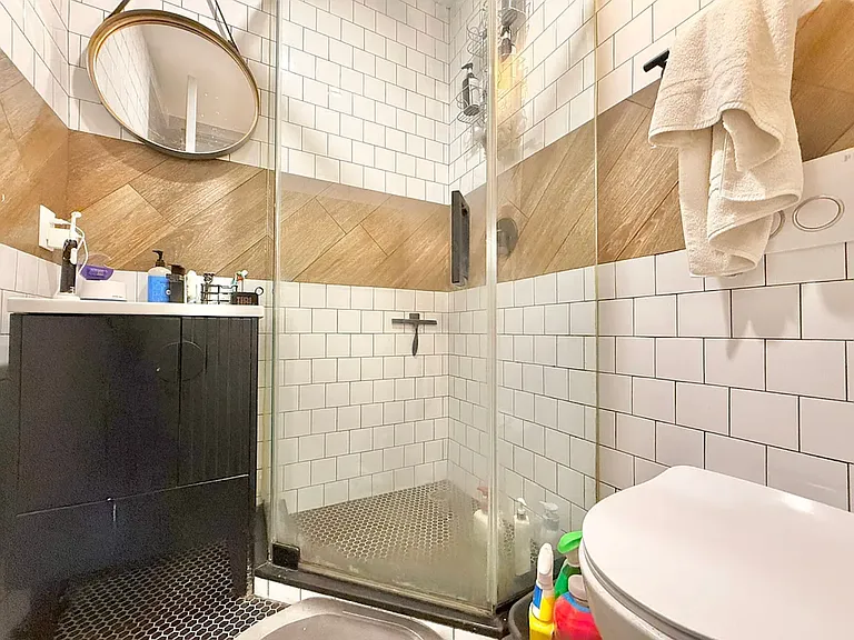 412 Suydam St #3R — Photo 14