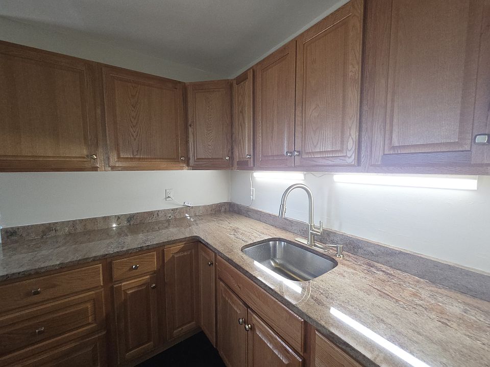 granite counters and newer cabinets