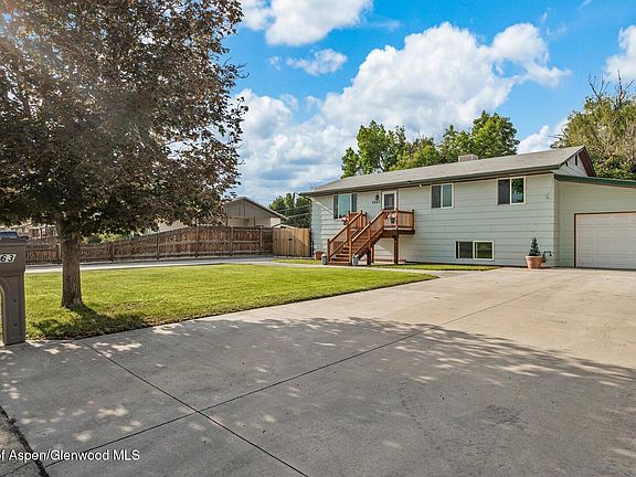 2nd image of 2863 Texas Ave