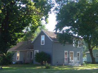 610 Crystal St, Lyons, NE 68038