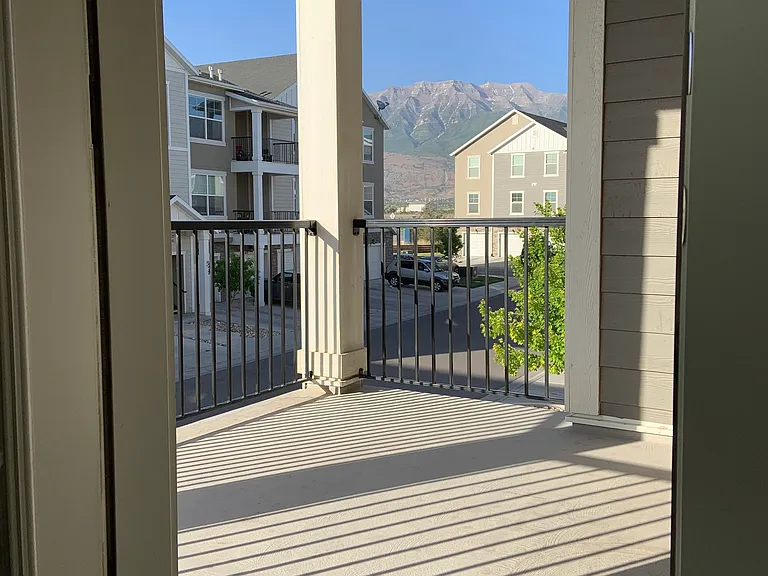 45 W Silver Springs Dr — Photo 11