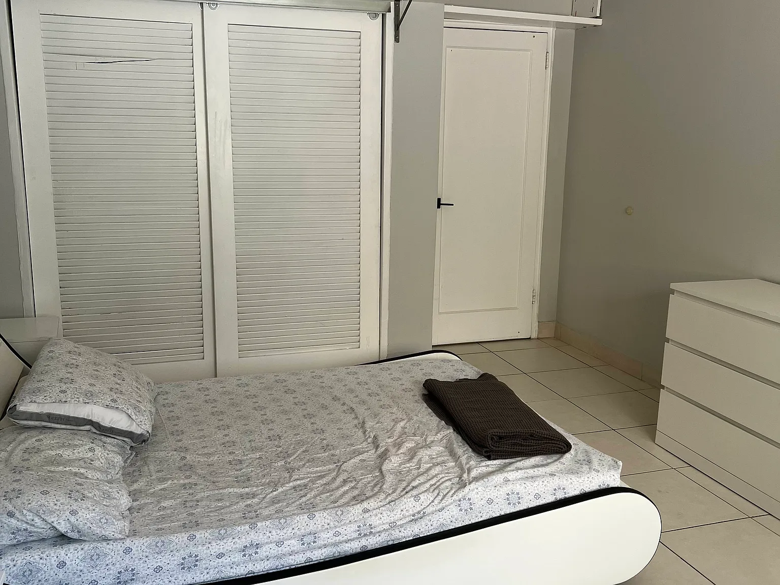 1 bed, 690 sqft, $1,800 — Photo 4