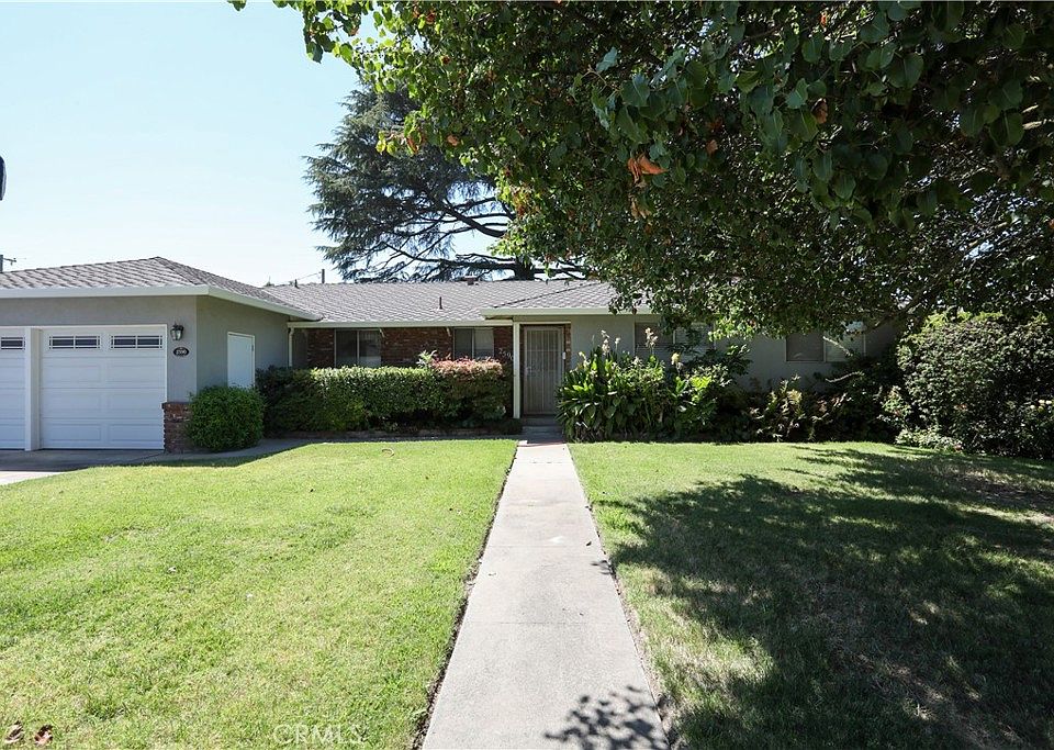 1st image of 2590 El Camino Dr