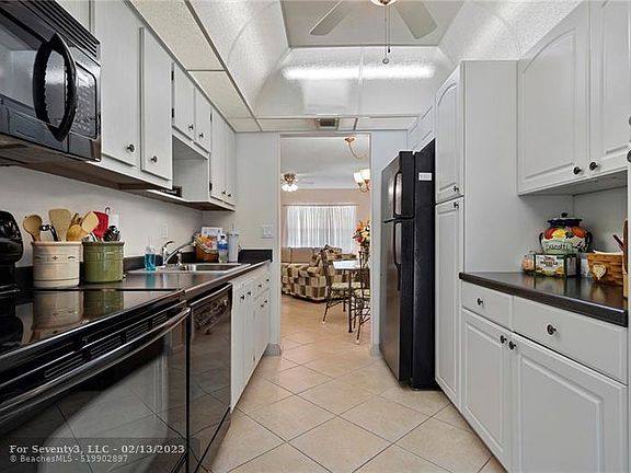 4th image of 7640 NW 1st St APT 204