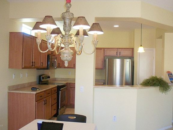 4th image of 16574 W Torrance Ln
