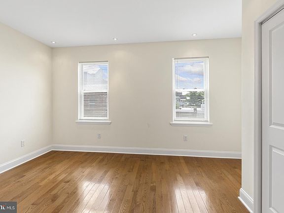 4th image of 1523 Ellsworth St Floor 3