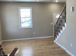 234 River Rd #B, New Milford, NJ 07646