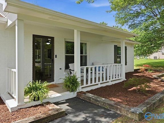 4th image of 202 Frances Amelia Dr