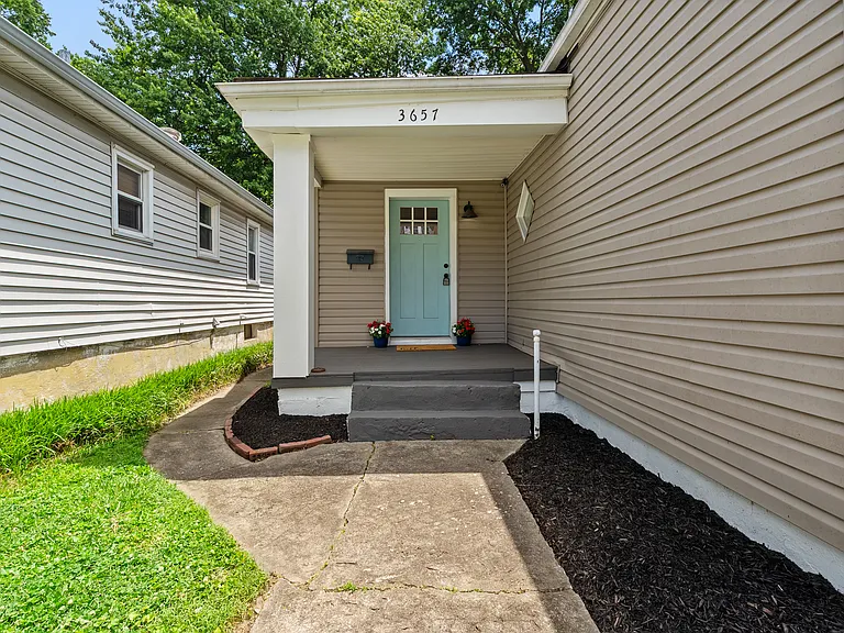 3657 Wheeler Ave — Photo 3