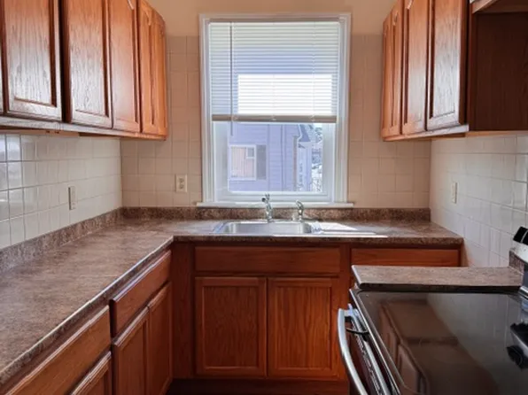 33 Potter St #31, Pawtucket, RI 02860