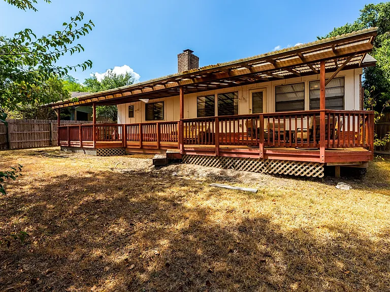 1006 Silbury Dr — Photo 5
