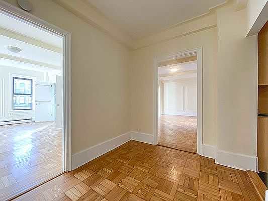 2nd image of 147 W 79th St #9BB