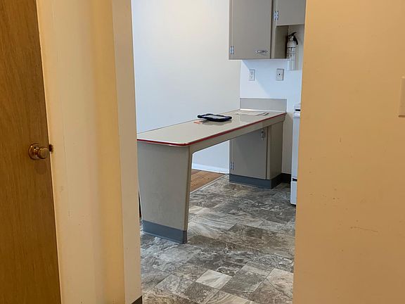 5th image of 2918 N Belt St #2918