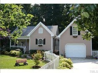 1020 Alderleaf Dr, Fuquay Varina, NC 27526