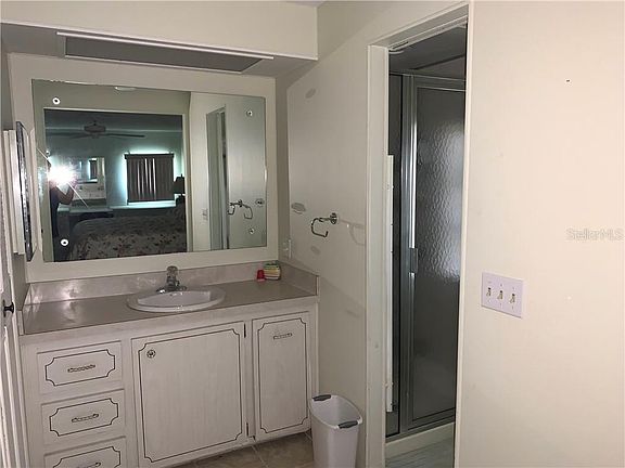 5th image of 637 Mount Piney Ave NE #695