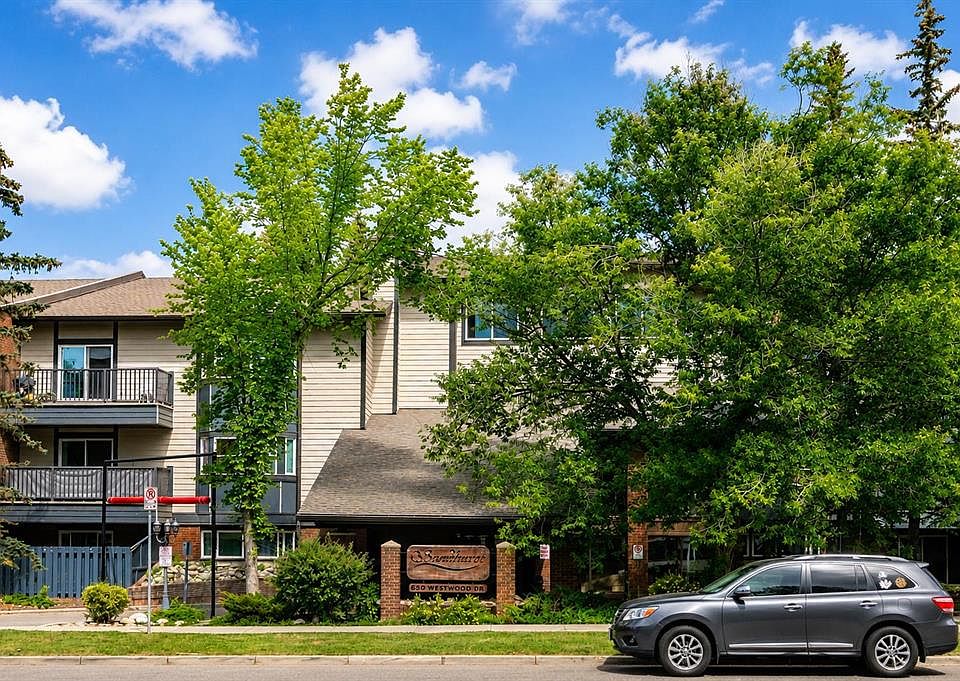 1st image of 550 S Westwood Dr SW #305